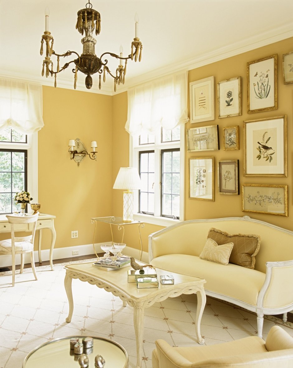 Спальня в персиковых тонах