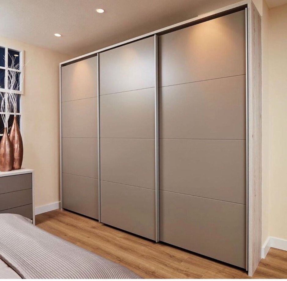 Шкаф в спальню