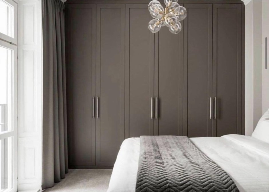 Шкаф в спальню в современном стиле