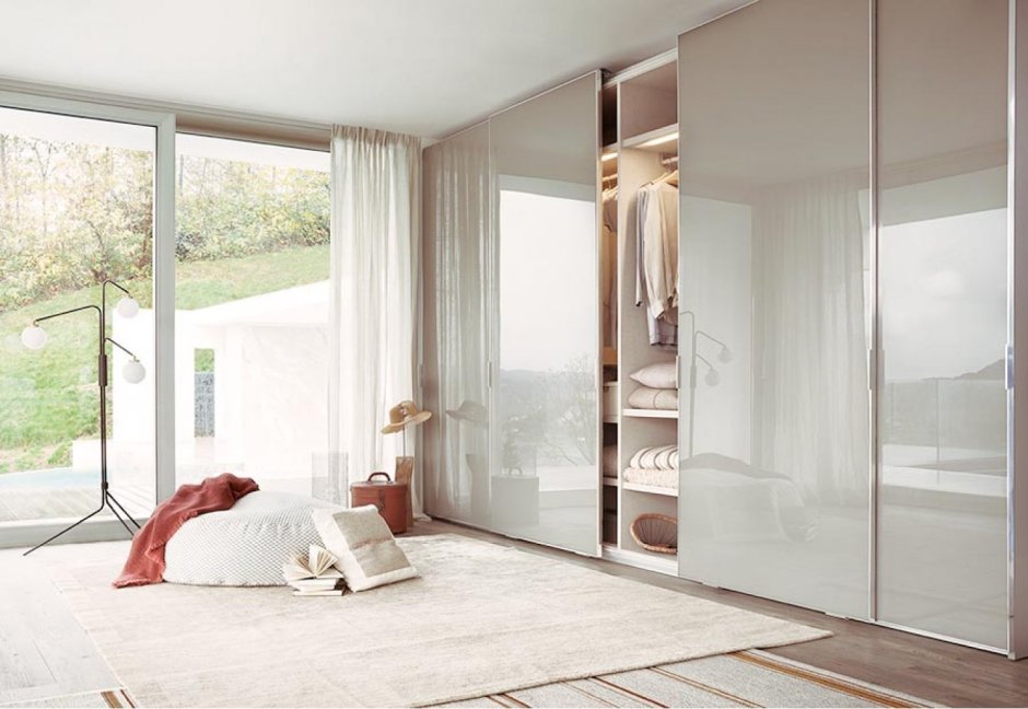 Шкаф купе Aristo Nova с зеркалом