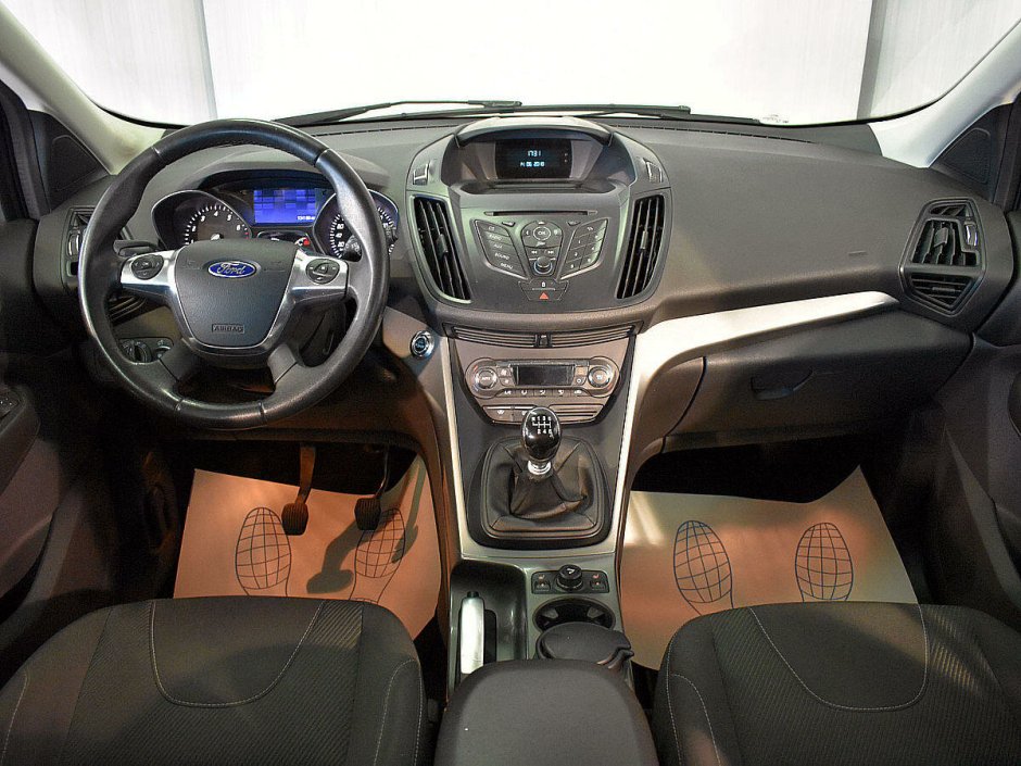 Ford Kuga 2014 салон