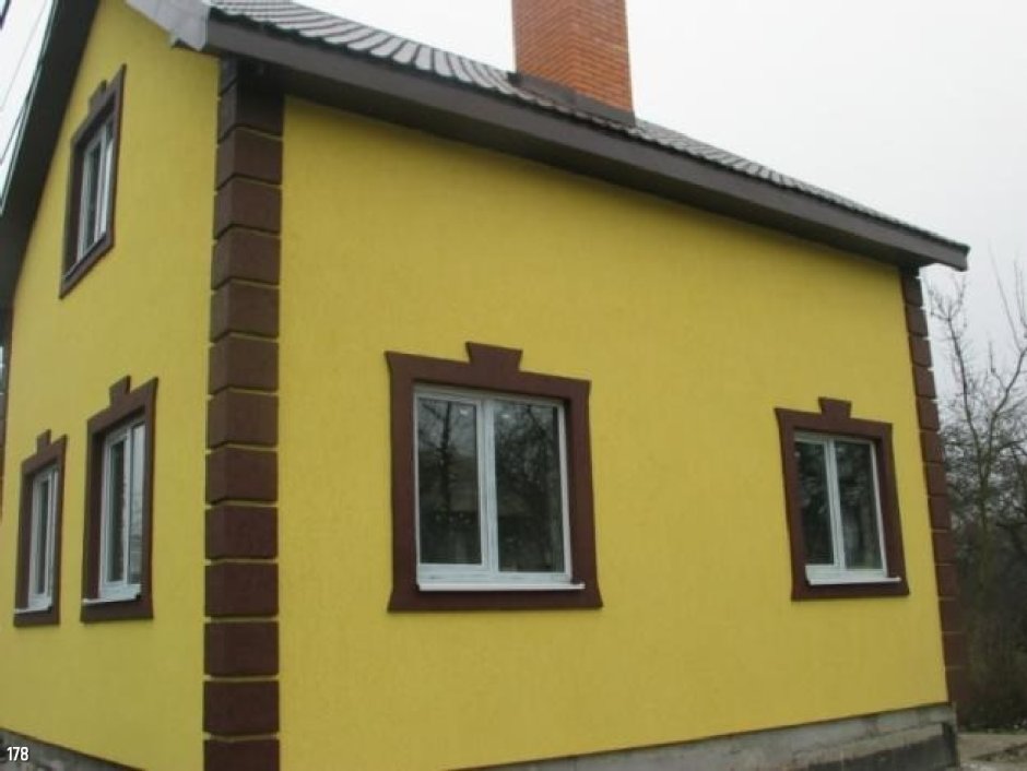 Фасады домов Покрашенные краской