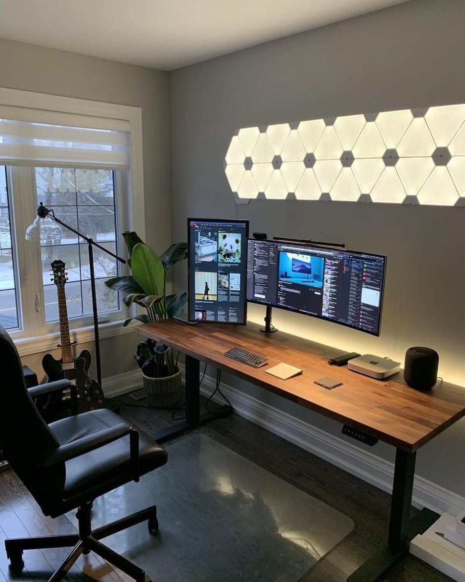 Electronic Desk aesthetic