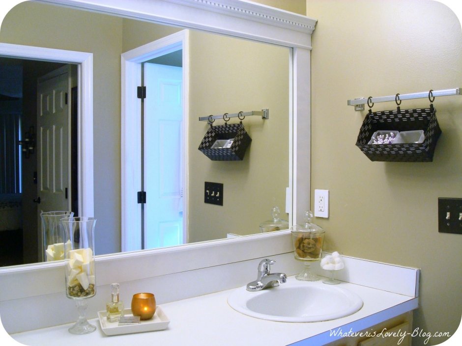 Зеркало для маленькой ванной комнаты