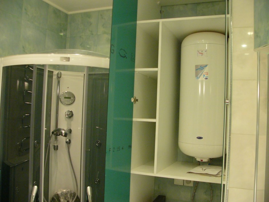 Ванная комната с водонагревателем