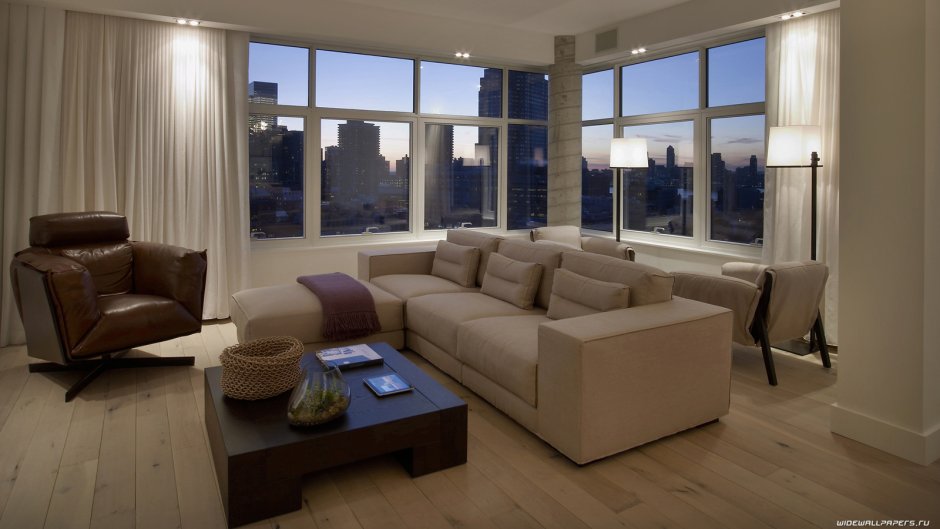 Двухэтажная квартира с панорамными окнами