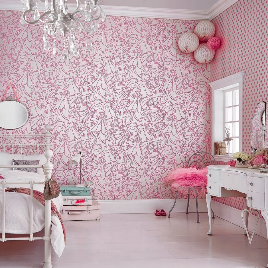 Комната в розовых тонах