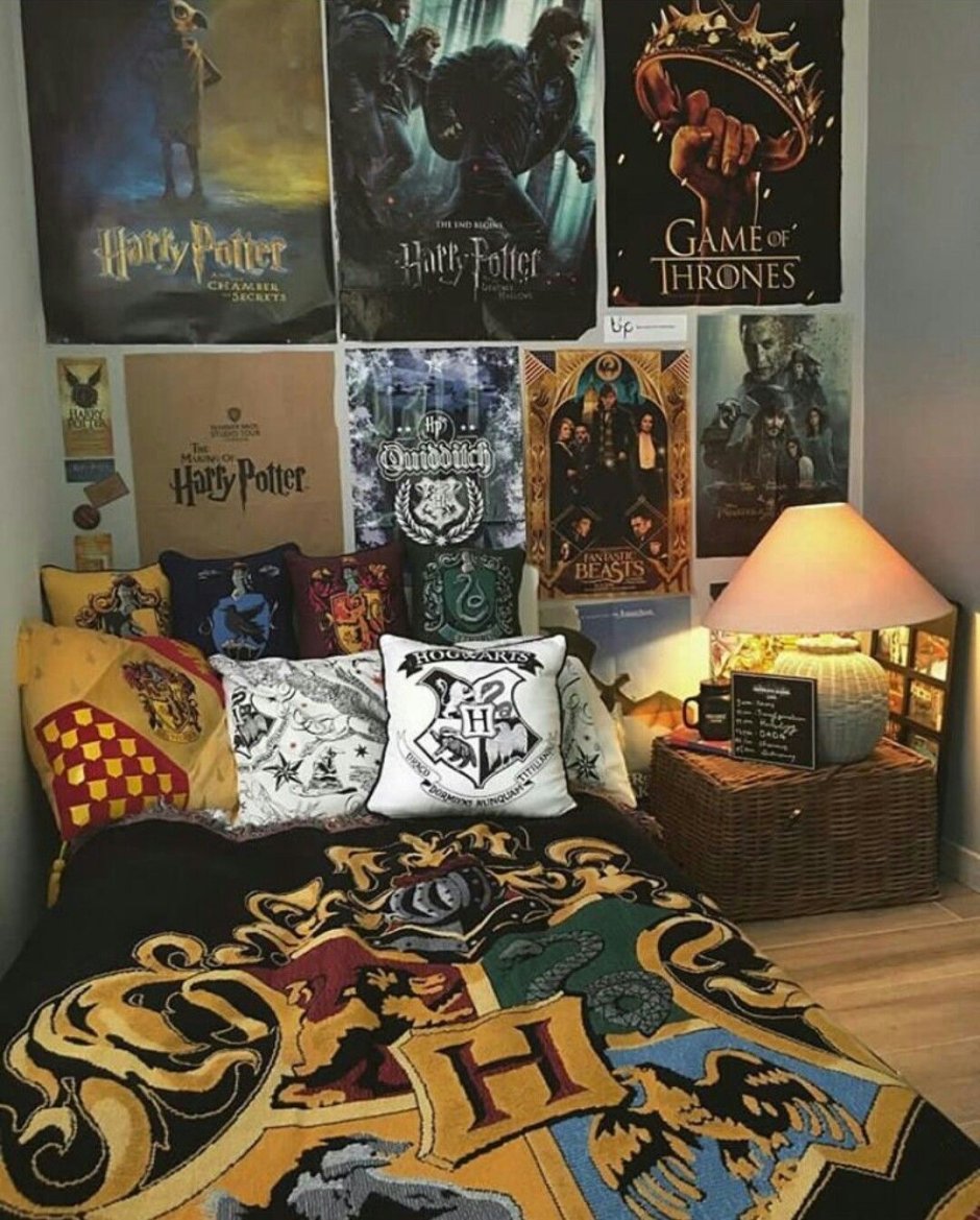 Комната в стиле Гарри Поттера Слизерин