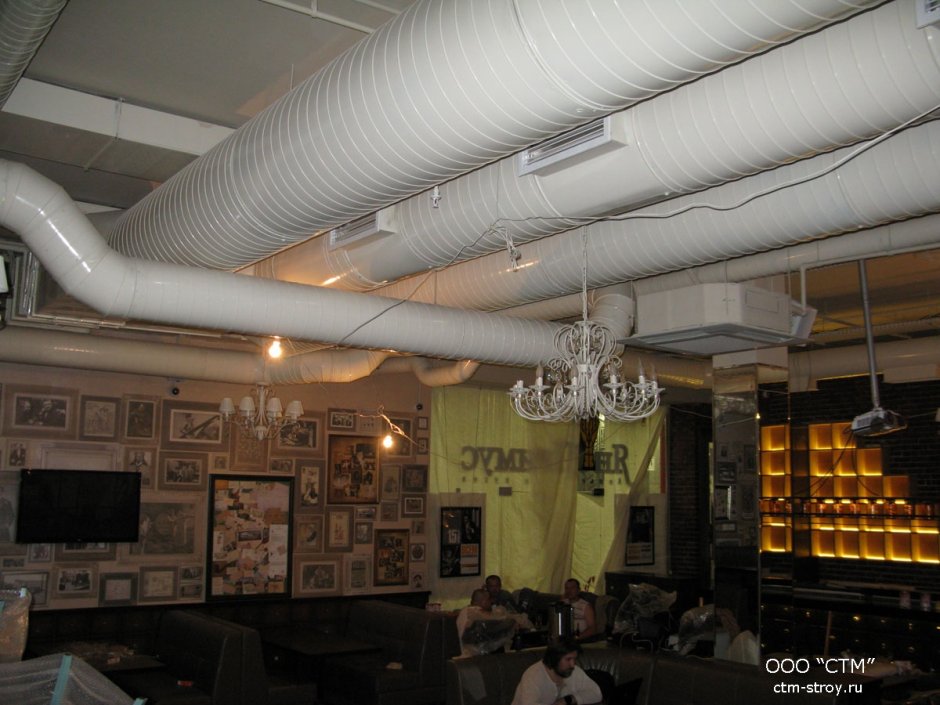 Вентиляционные трубы для вытяжки в кафе