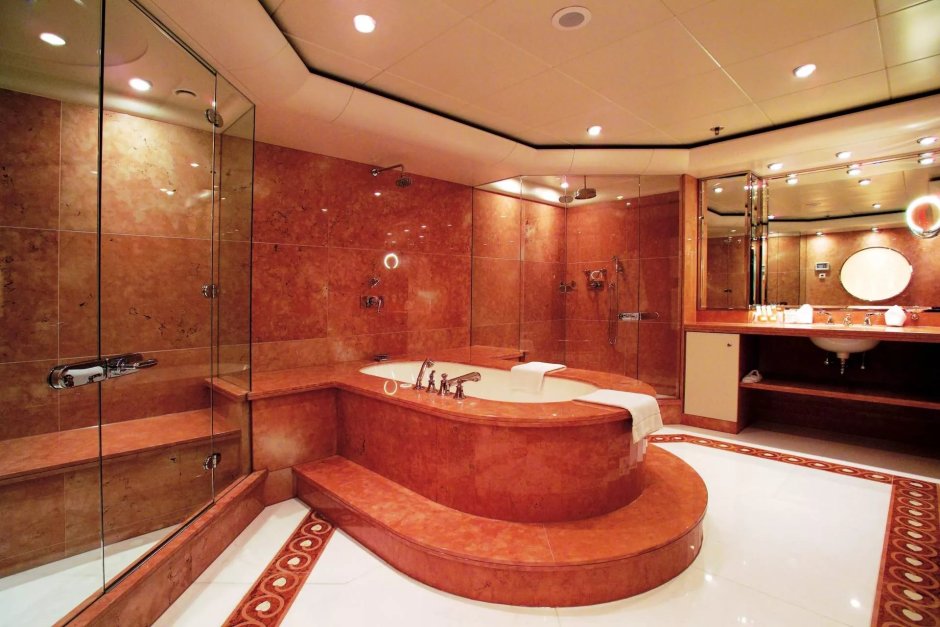 Ванная комната с джакузи и баней