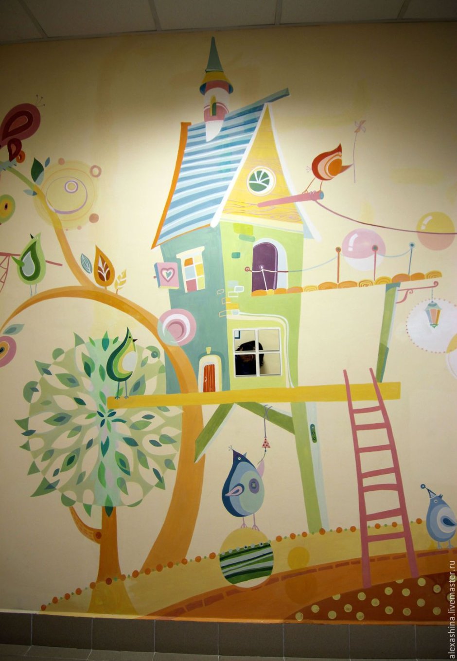 Украшение стен в детском саду