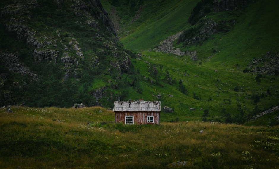 Дом в горах Италии Альпы