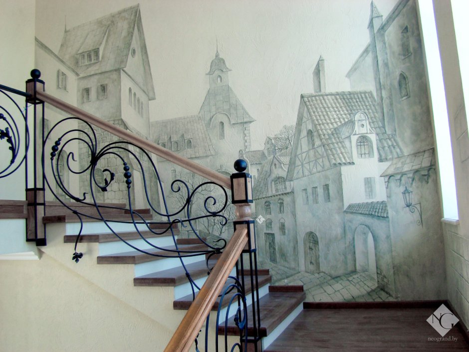 Роспись стен лестницы