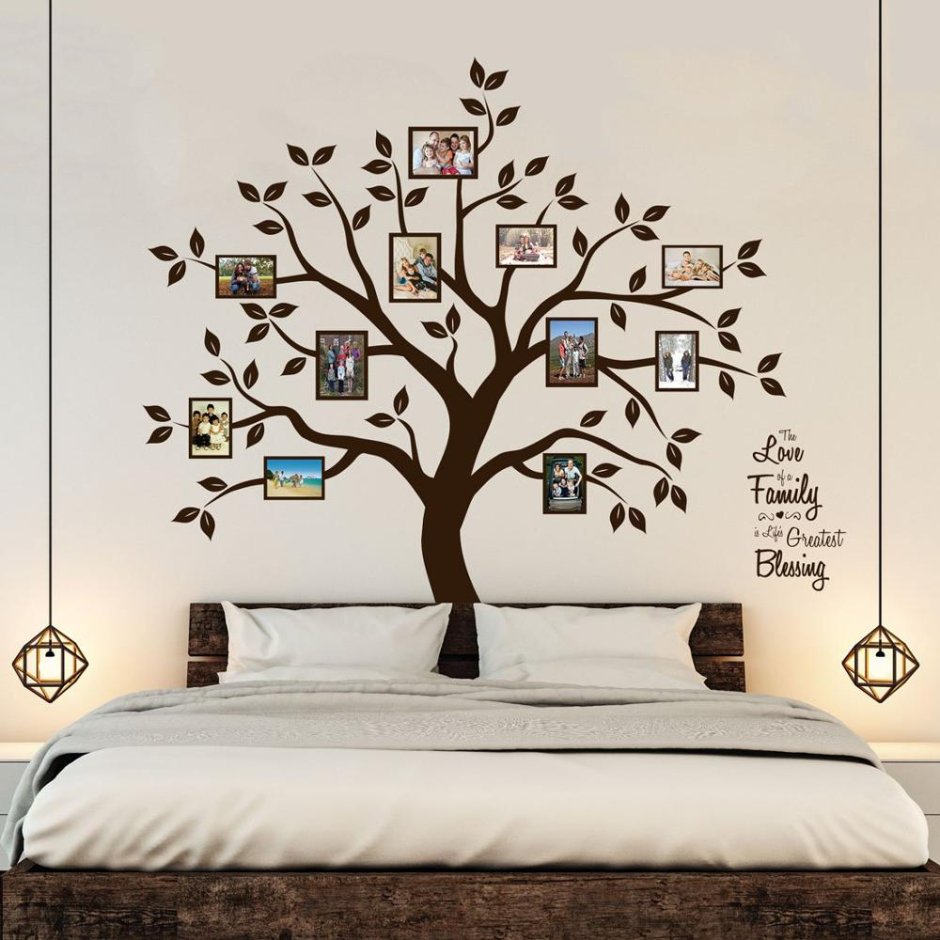 Креативное дерево на стене