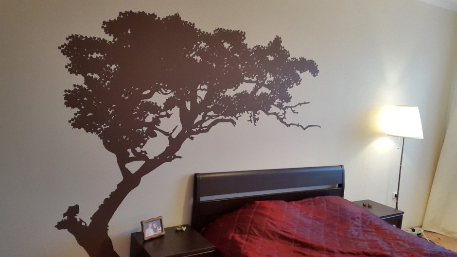 Трафарет дерева с грамотами на стену