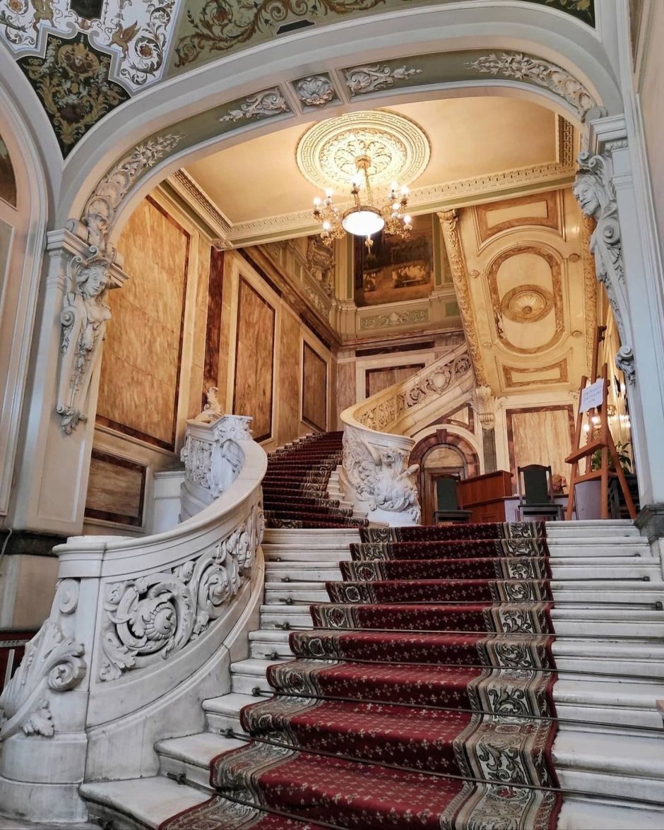 Юсуповский дворец парадная лестница