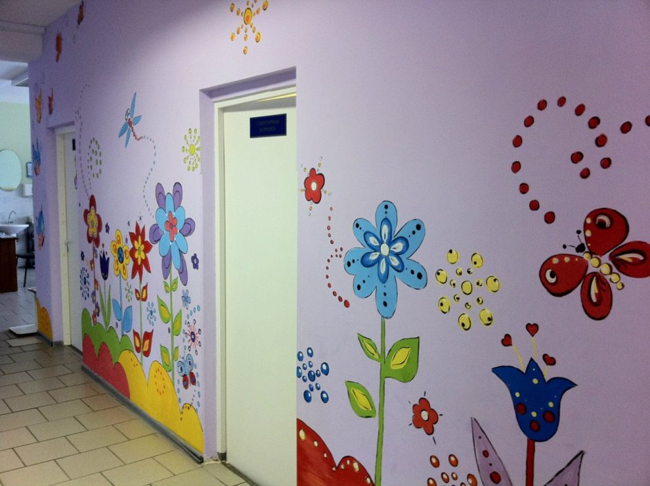 Стены в детском саду