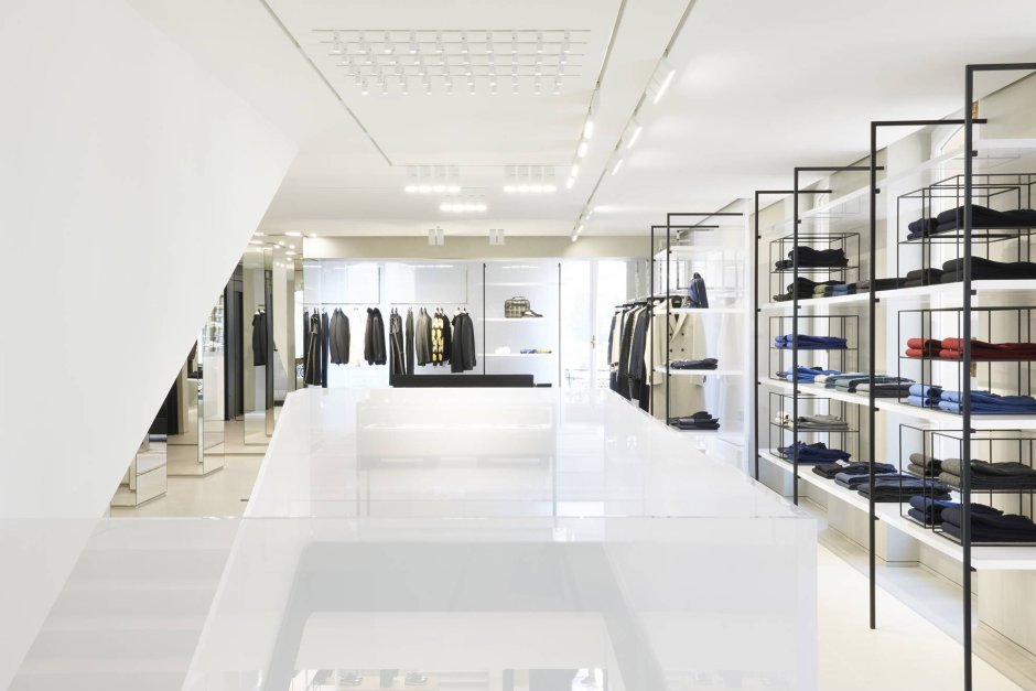 Dior shop Paris