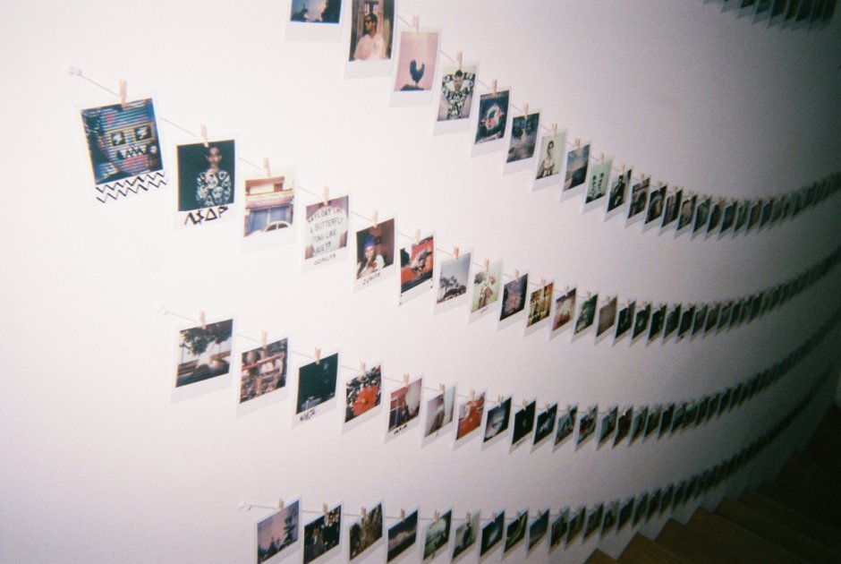Фотосушка на стене