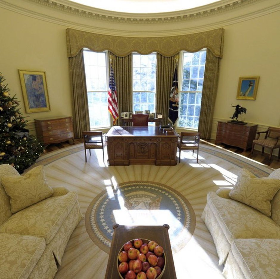 Белый дом кабинет