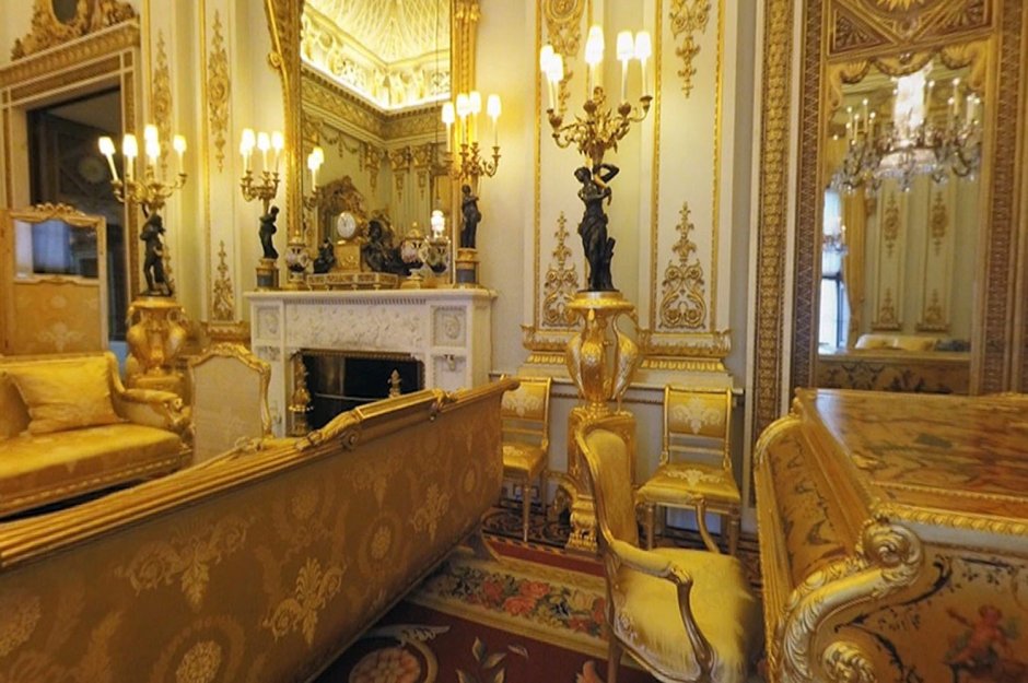 Букингемский дворец белая комната