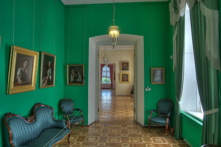 Дом Пушкина зеленая комната