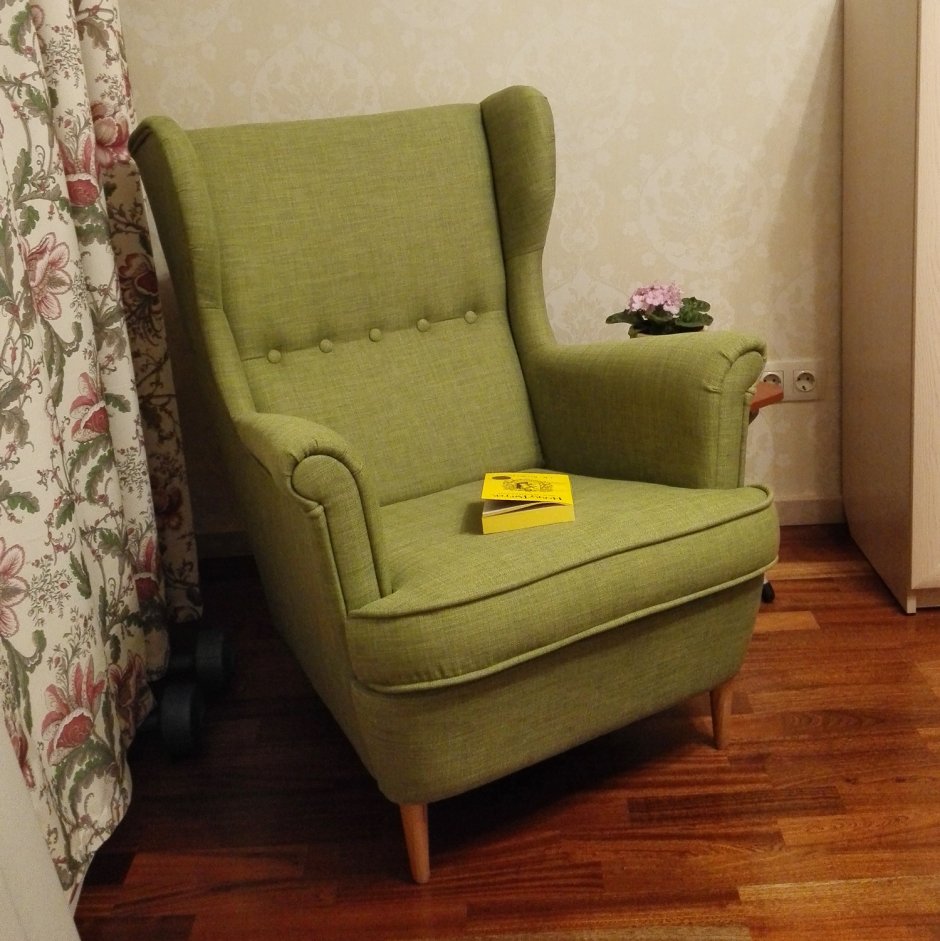 Кресла небольших размеров для маленьких комнат