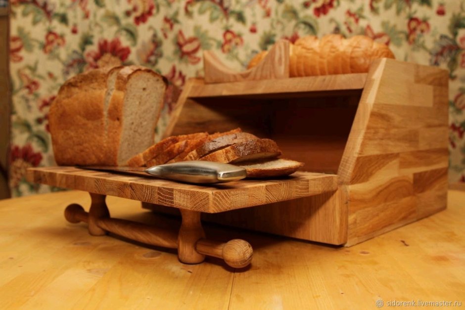 Необычные хлебницы из дерева