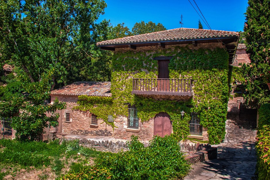 Дом в Испании каталонский стиль