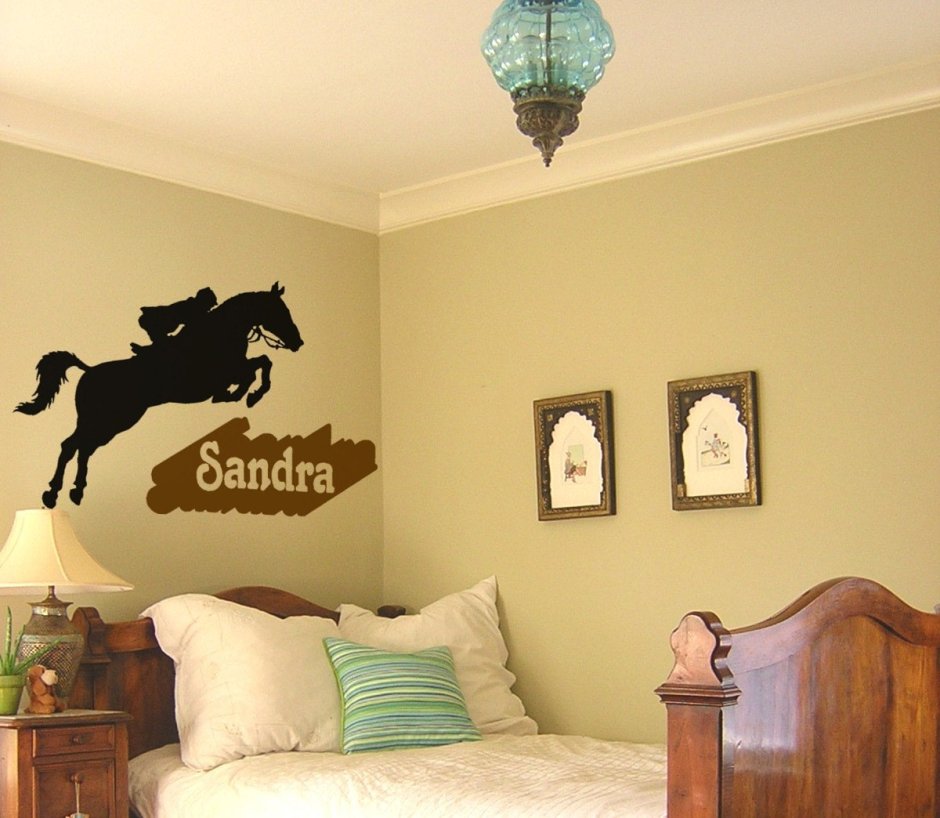 Декор спальни для подростка с лошадьми