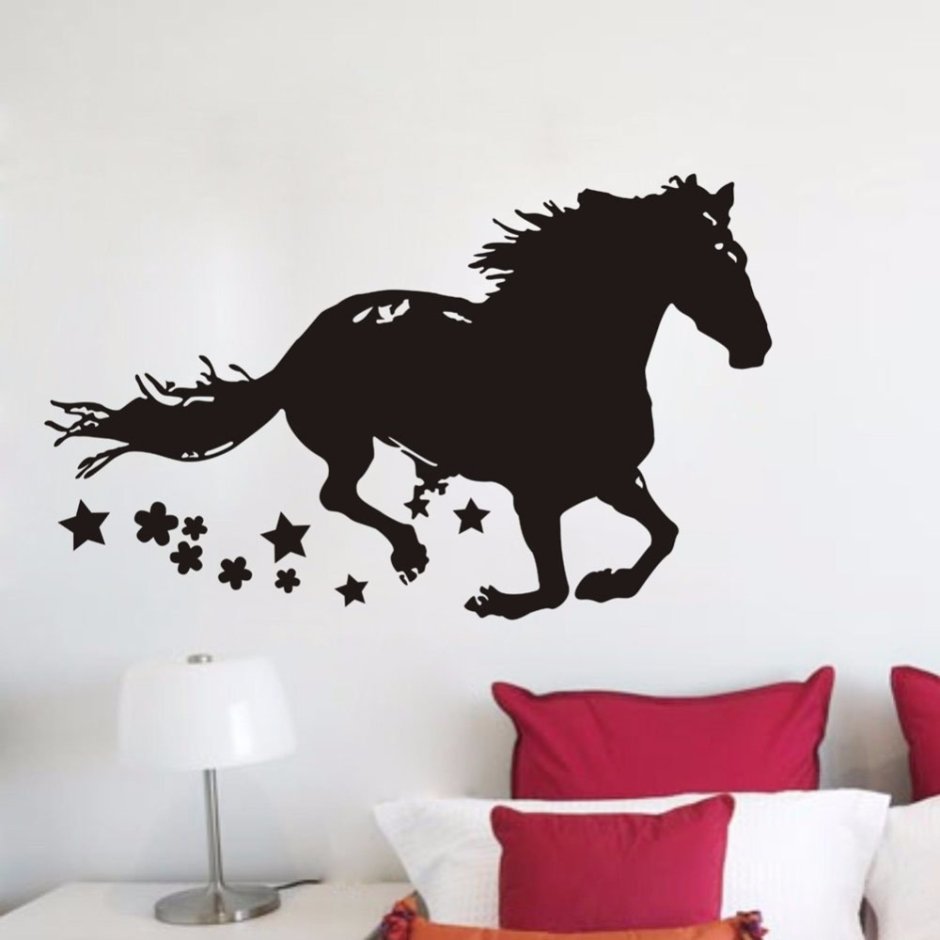 Картина с лошадьми в доме