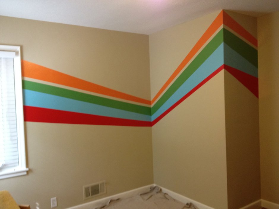 Многоцветная покраска стен