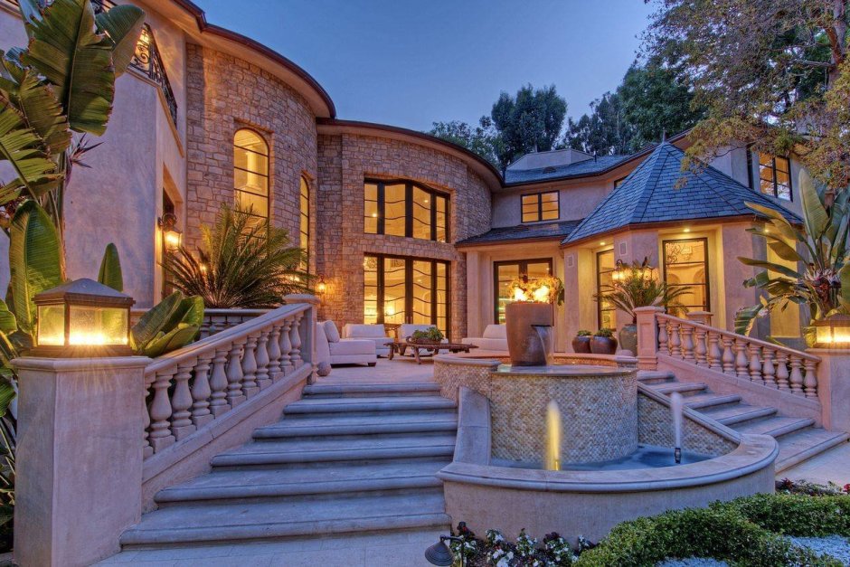 Богатый дом в Лос Анджелесе