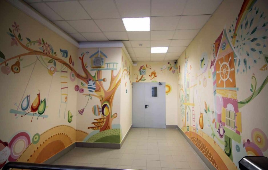 Оформление коридора в детском саду времена года