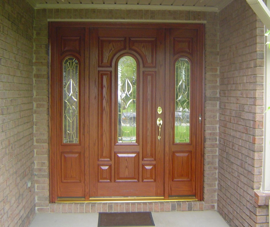 Наружная дверь в частный дом