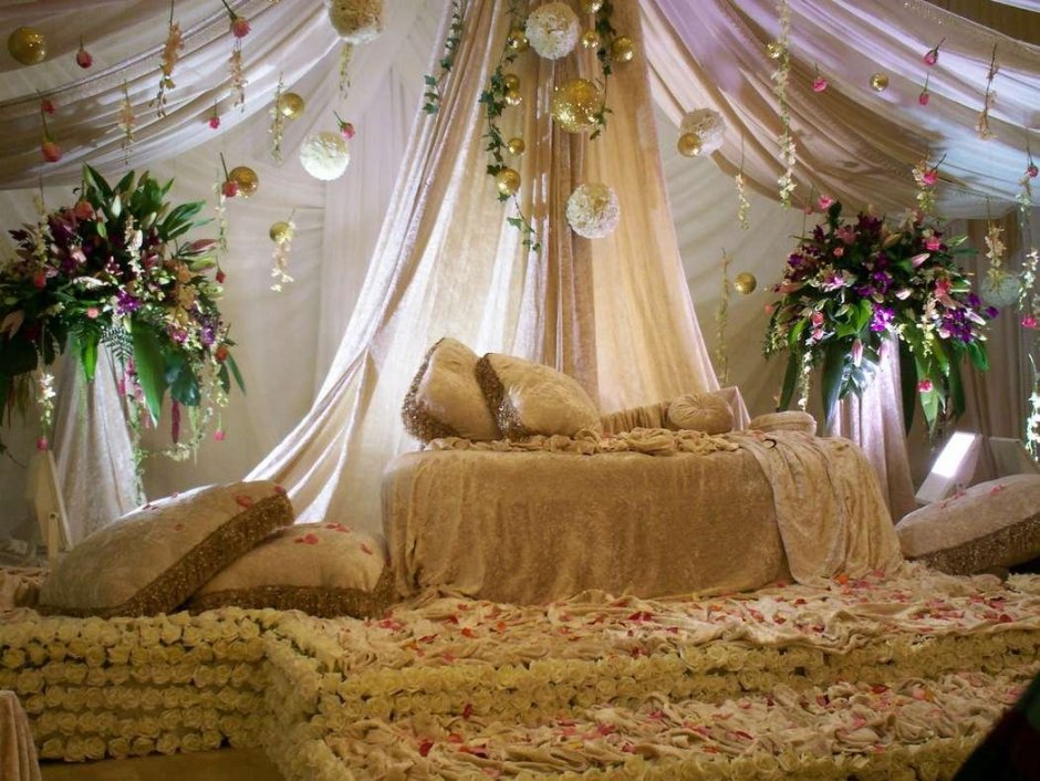 Кровать для первой брачной ночи