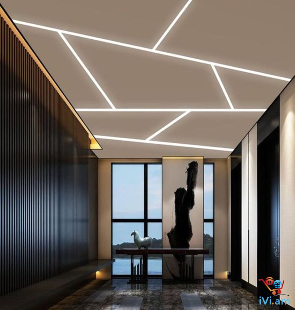 Потолок световые линии в гостиной