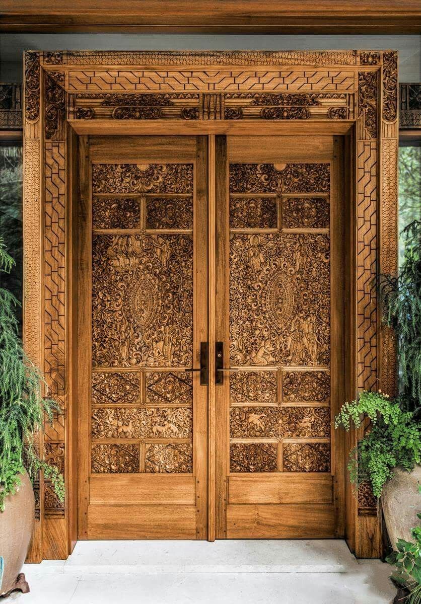 Двери в тайском стиле