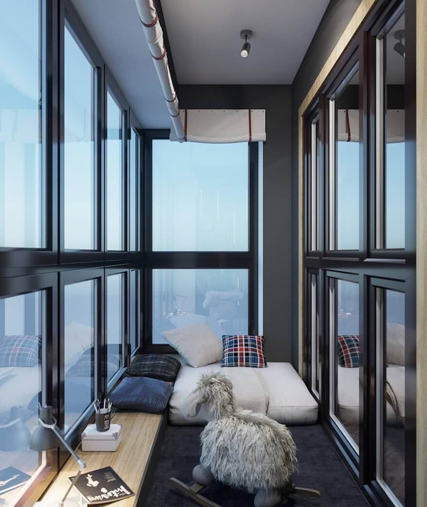 Интерьер комнаты с панорамным балконом