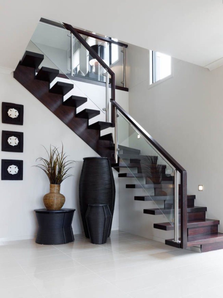 Стильные лестницы в современном стиле
