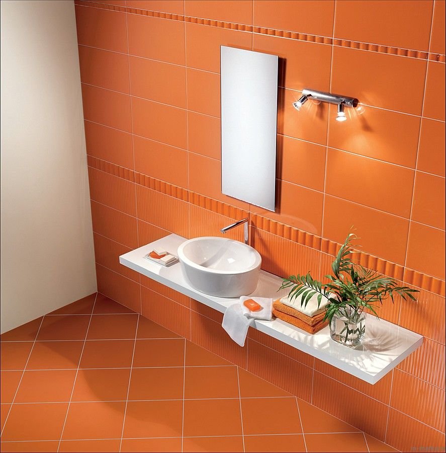 Ванна оранжевая плитка