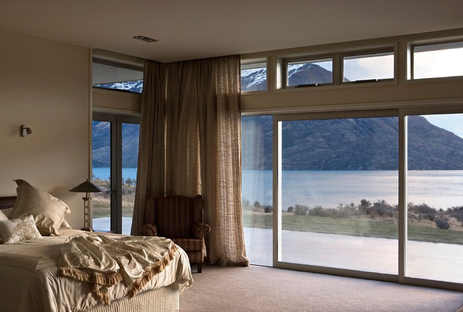 Спальня с панорамным видом