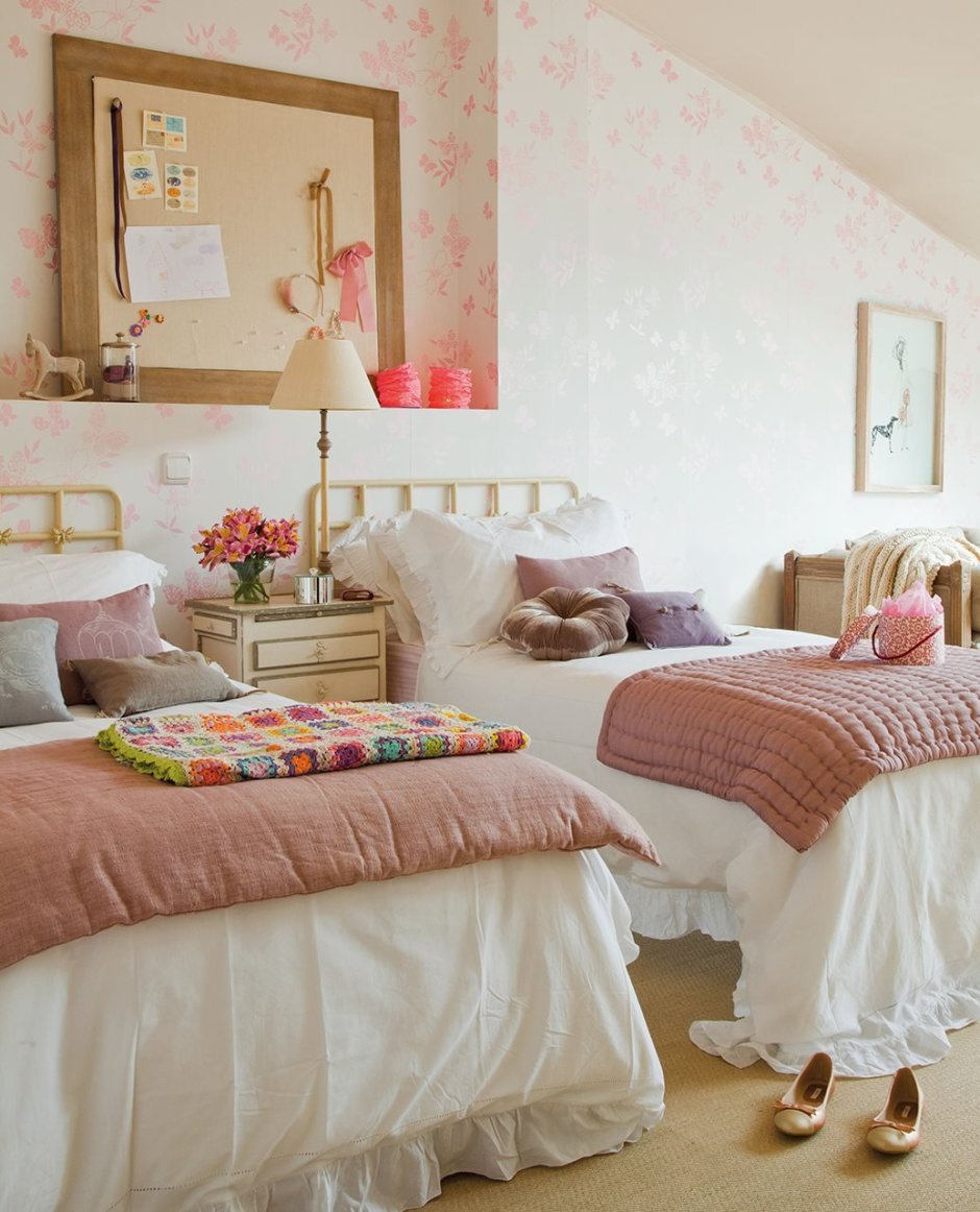 Уютная спальня для девочки