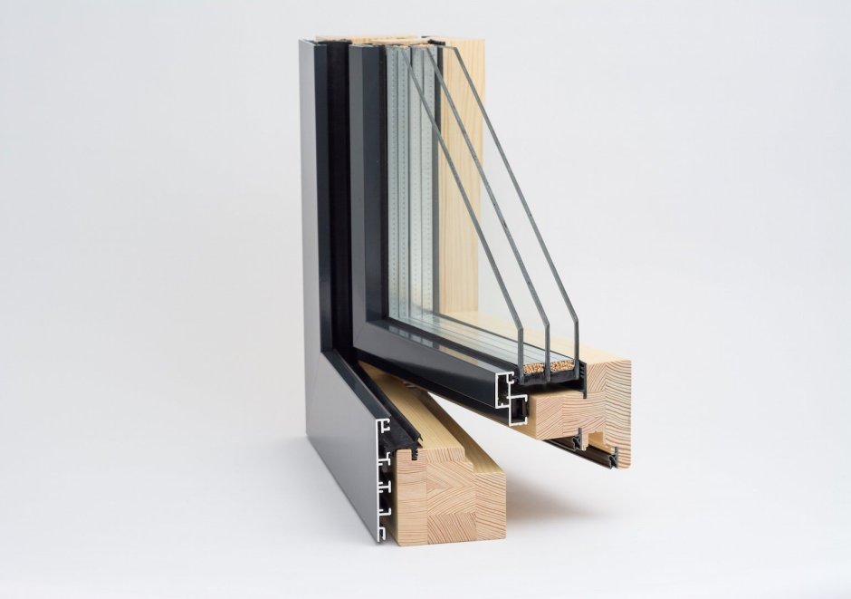 Современные деревянные окна трехкамерные