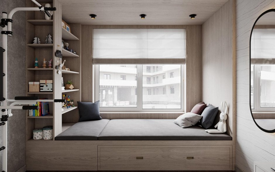 Спальня с подиумом у окна