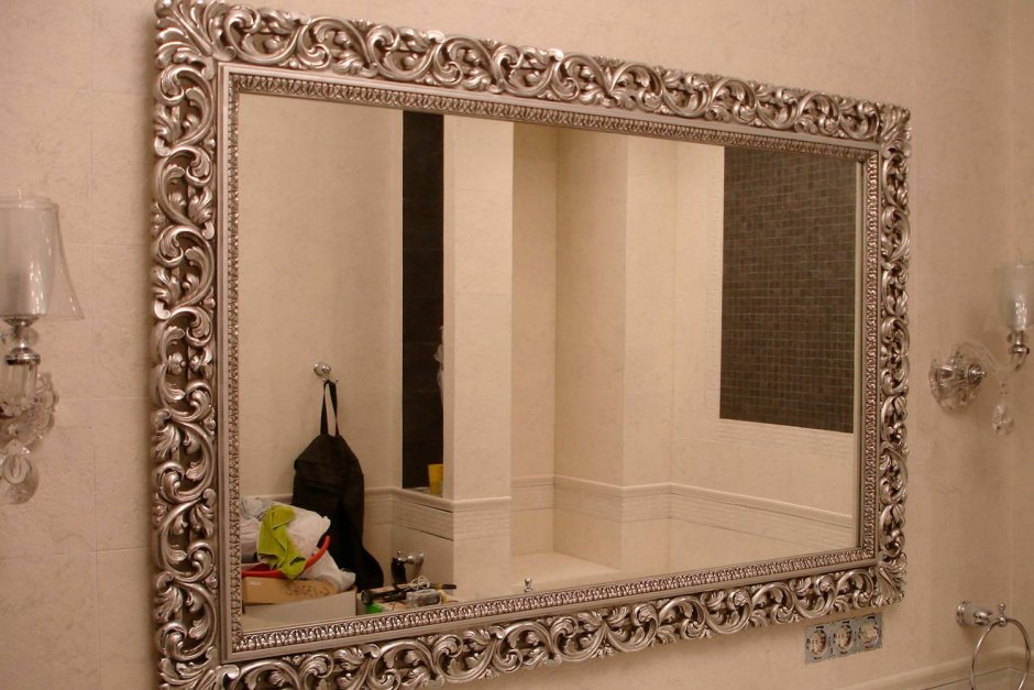 Зеркало в ванную в раме