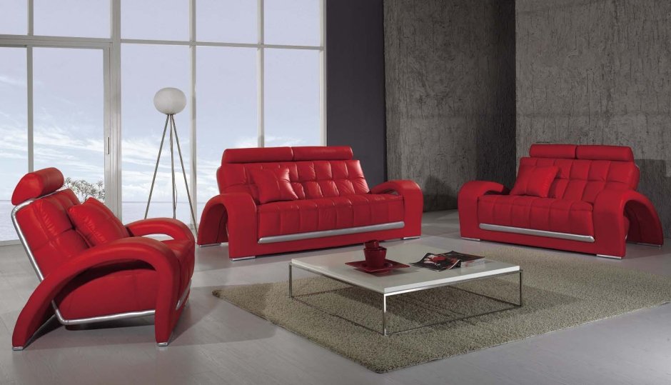 Необычный красный диван