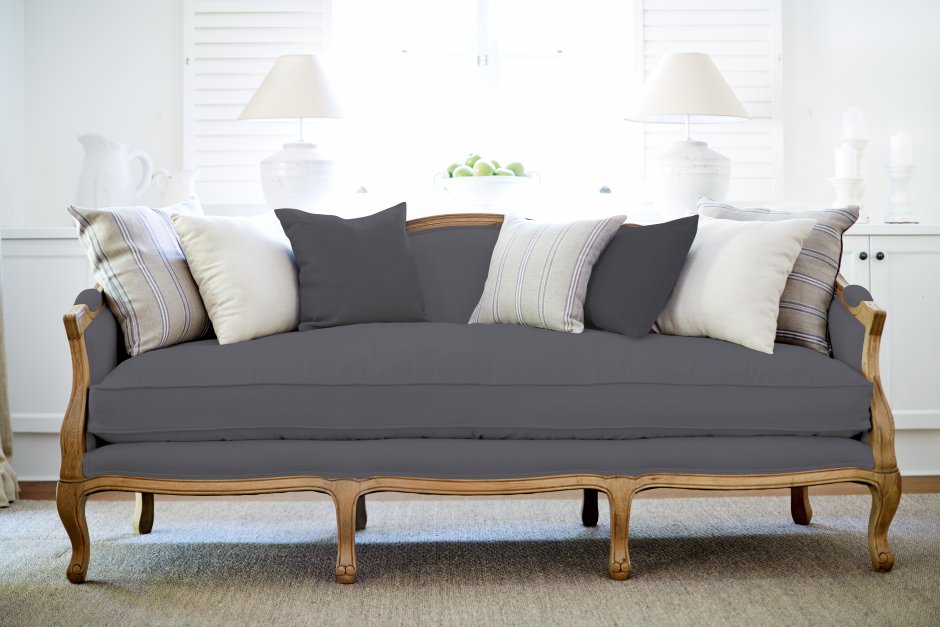 Винтажный диван серый