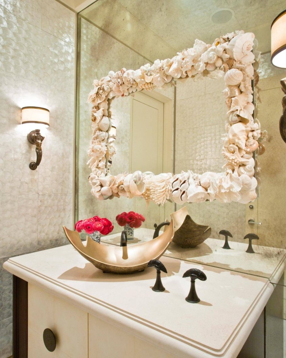 Декор зеркала в ванной комнате