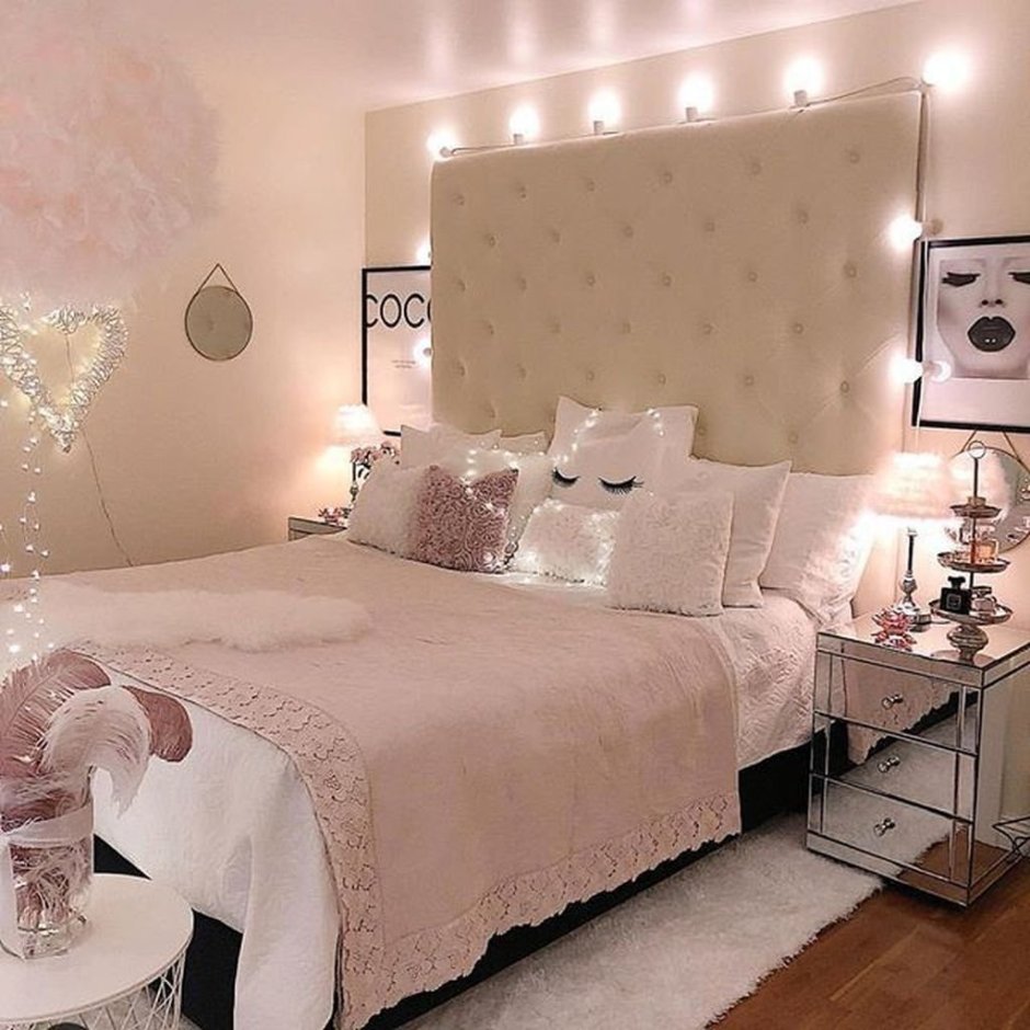 Спальня в бело розовых тонах